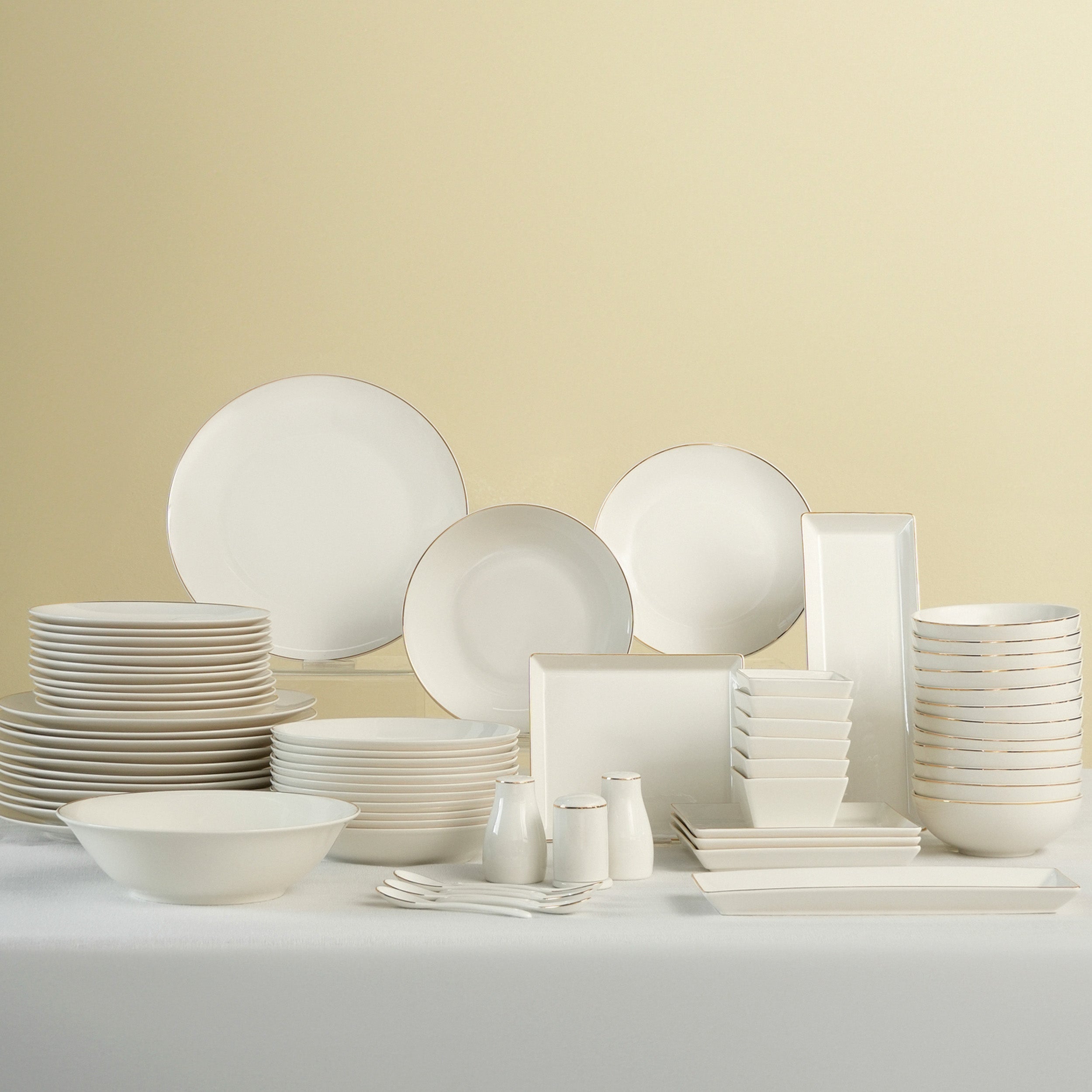 Karaca Bone China Donatella 70-Piece Dinner Set for 12 People, Gold Wh