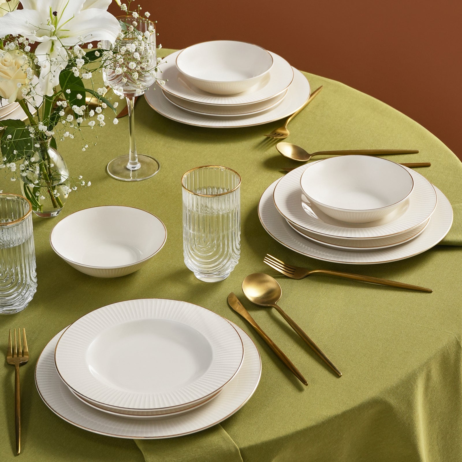 Karaca Stream Bone China Massimo 24-Piece Dinner Set for 6 People, Gol