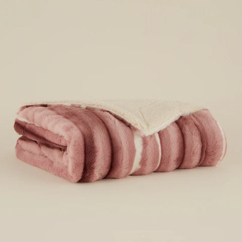 Karaca Rabbit Sherpa Blanket, 130x150cm, Single, Powder