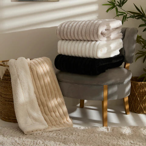 Karaca Rabbit Sherpa Blanket, 130x150cm, Single, Light Grey