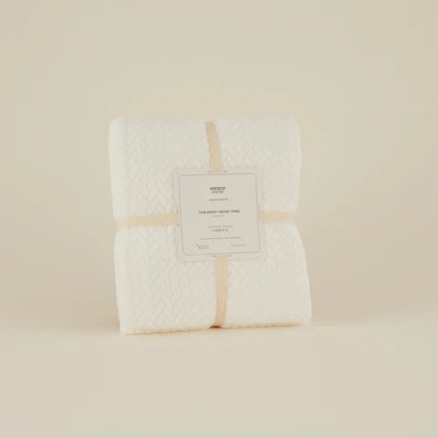 Karaca Leaves Wellsoft TV Blanket, 130x150cm, Single, White