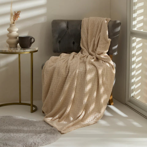 Karaca Leaves Wellsoft Blanket, 130x150cm, Ecru