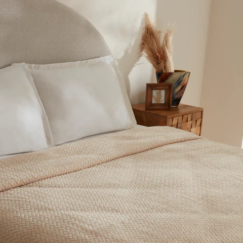 Karaca Leaves Wellsoft Blanket, 200x220cm, Ecru