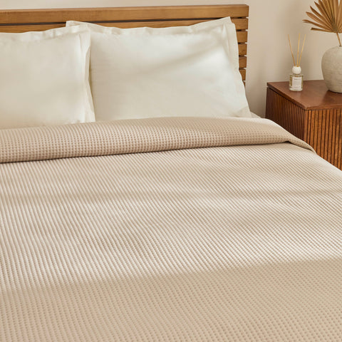 Karaca Chloe Bedspread, Double, Beige