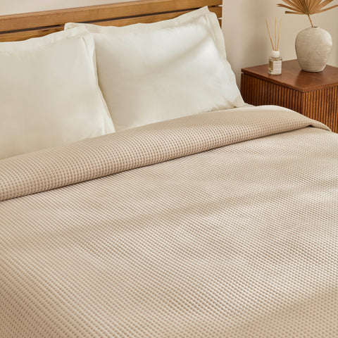 Karaca Chloe Bedspread, Single, Beige