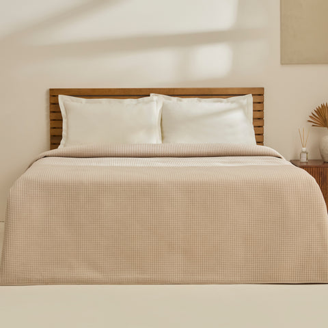 Karaca Chloe Bedspread, Single, Beige