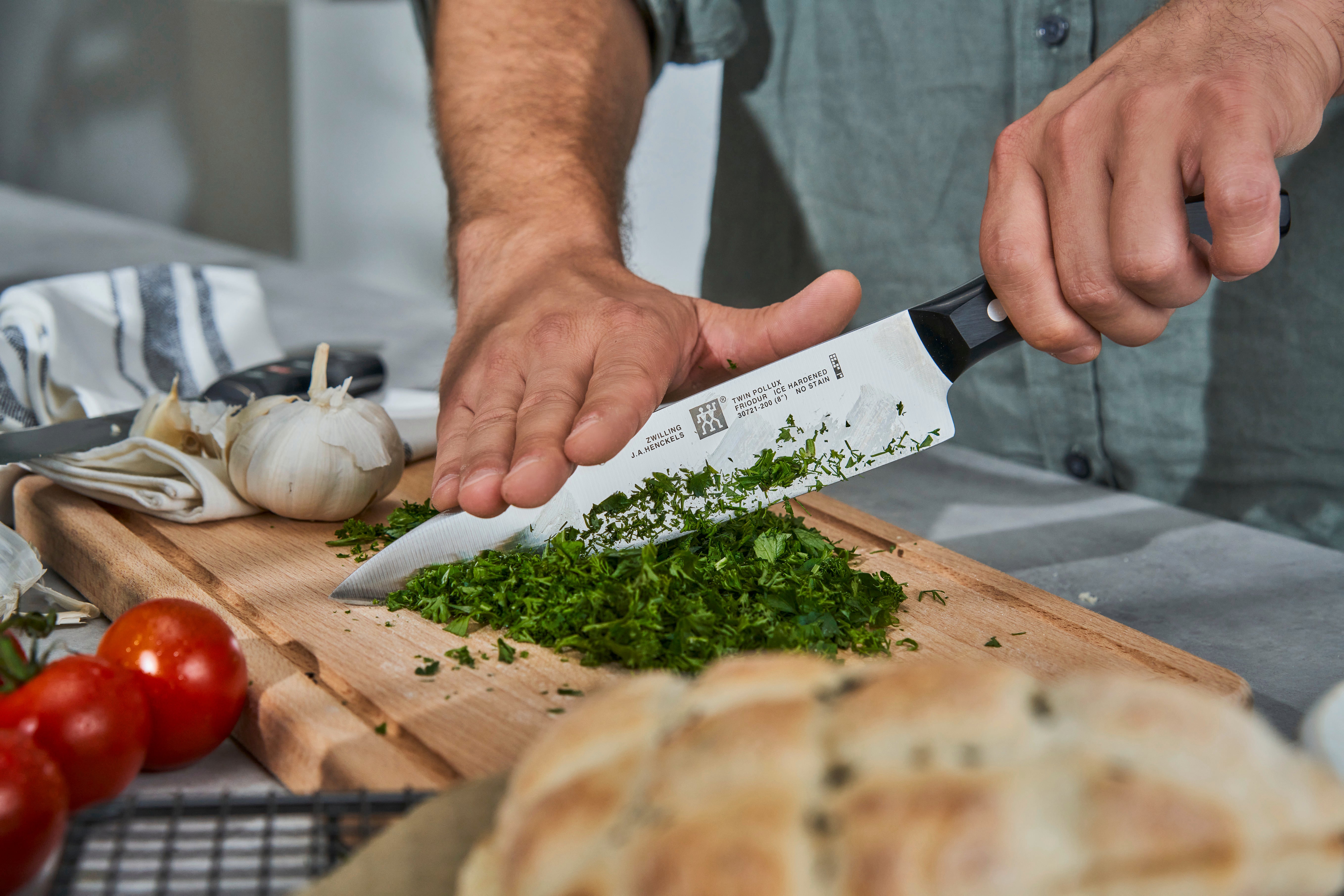 Zwilling Twin P. Chef's Knife, 20c, Gray – Karaca