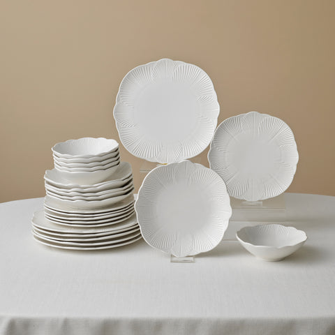 Karaca Bloom Bone China 24-Piece Dinner Set for 6 People, White