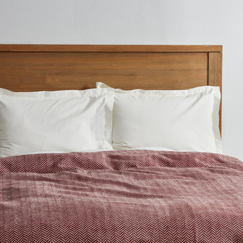 Karaca Home Sandra Herringbone Pattern Blanket, 200x220cm, Double, Burgundy