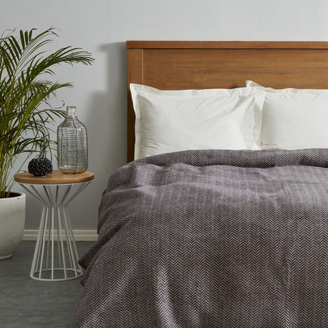 Karaca Home Sandra Herringbone Pattern Blanket, 200x220cm, Double, Grey