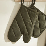 Karaca Home Lisa Gabardine Kitchen Glove Set, Green