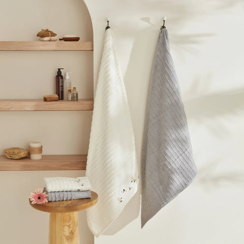 Karaca Home Allen 6-Piece 100% Turkish Cotton Family Bathroom Set, Offwhite