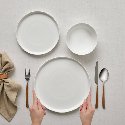 Karaca Salvare 18-Piece Bone China Dinner Set for 6 People, White