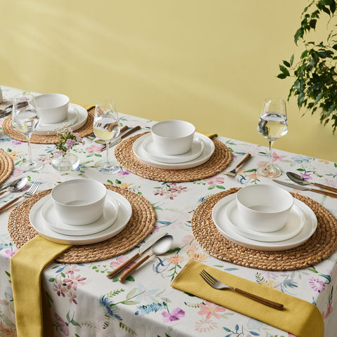 Karaca Salvare 18-Piece Bone China Dinner Set for 6 People, White