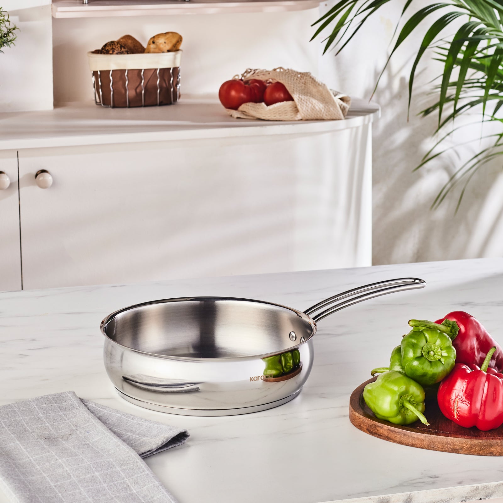 Karaca Emirgan Steel Pan, 24cm, Silver