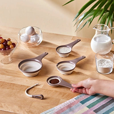 Crick Crack Harmony Collapsible Measuring Cup