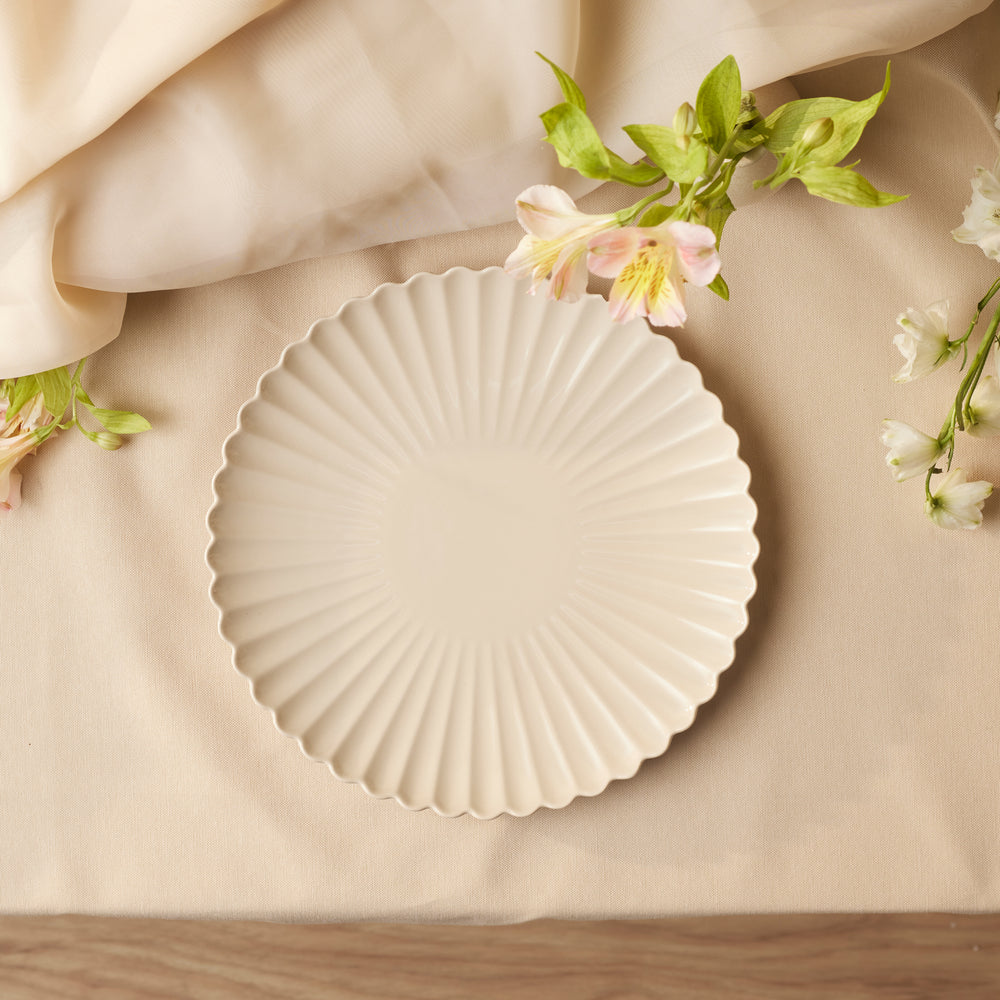 Karaca New Daisy Stoneware Dinner Plate, 27cm, White