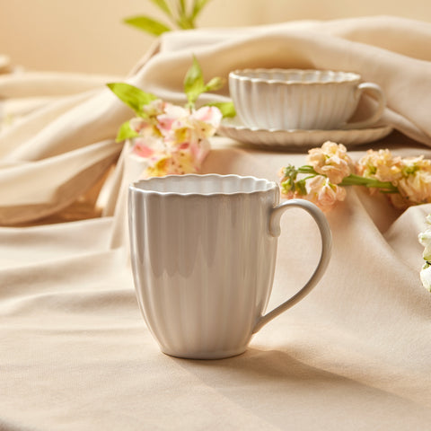 Karaca New Daisy Stoneware Mug, 410ml, White