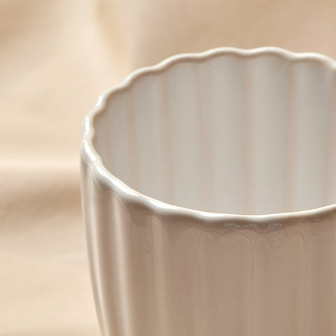 Karaca New Daisy Stoneware Mug, 410ml, White