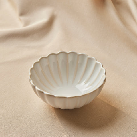 Karaca New Daisy Stoneware Snack Bowl, 13cm, White