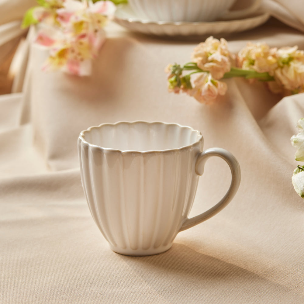 Karaca New Daisy Stoneware Mug, 230ml, White