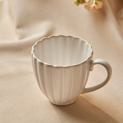 Karaca New Daisy Stoneware Mug, 230ml, White
