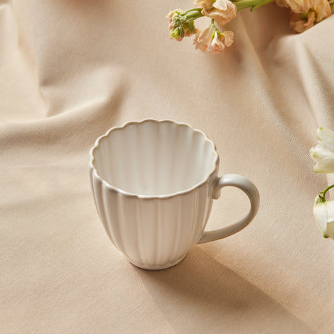 Karaca New Daisy Stoneware Mug, 230ml, White