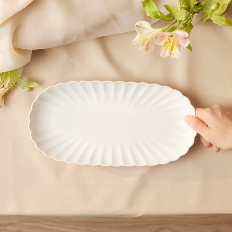 Karaca New Daisy Rectangle Stoneware Serving Platter, 31cm, White