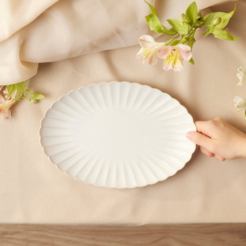 Karaca New Daisy Oval Stoneware Serving Platter, 30cm, White