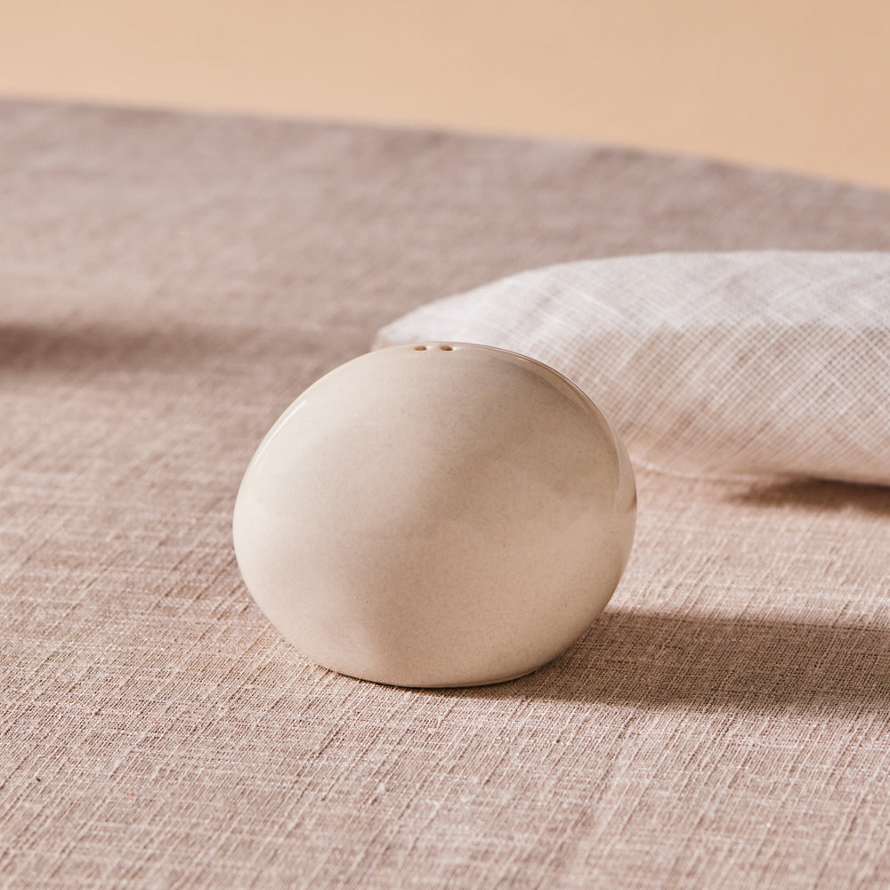 Karaca Earth Collection New Cupid Reactive Glaze Pepper Shaker, 6cm, Beige White