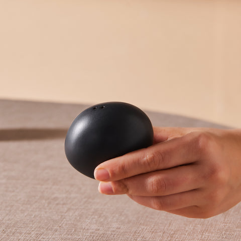 Karaca Earth Collection New Galactic Reactive Glaze Pepper Shaker, 6cm, Black