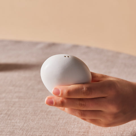 Karaca Earth Collection New Galactic Reactive Glaze Pepper Shaker, 6cm, White