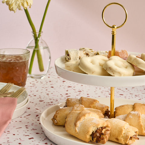 Karaca Salvare Bone China 2-Tier Cake Stand, White