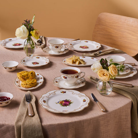 Karaca Forever Bone China Antique 26-Piece Serveware Set for 6 People, Gold