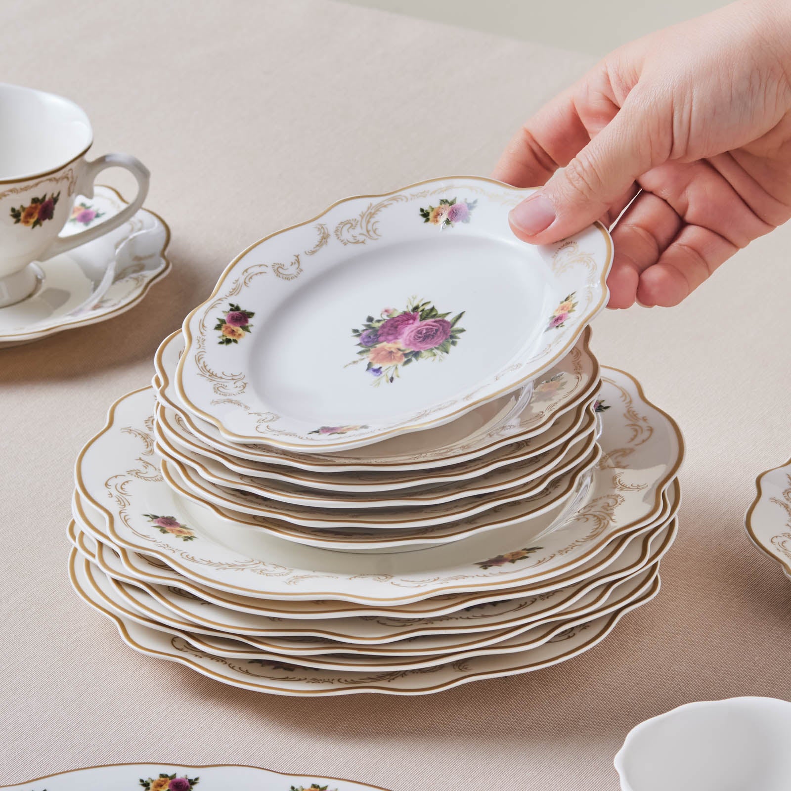 Karaca Forever Bone China Antique 26-Piece Serveware Set for 6 People,