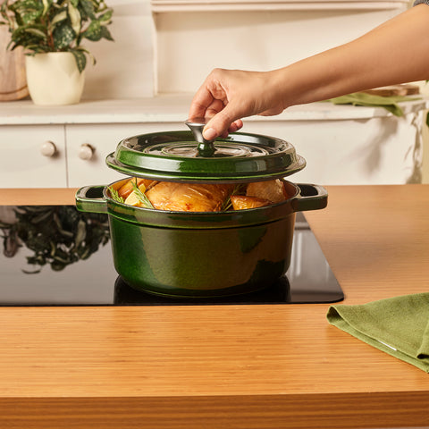 Karaca Heritage Enamelled Cast Iron Stock Pot & Lid, 24cm, Green