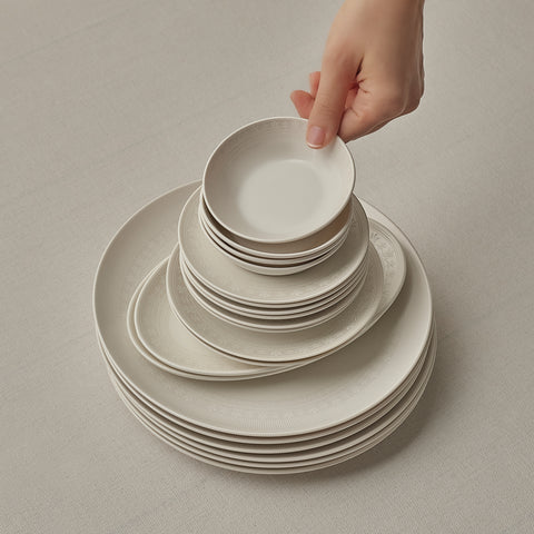 Karaca Bone China Artiste 26-Piece Serveware Set for 6 People, White