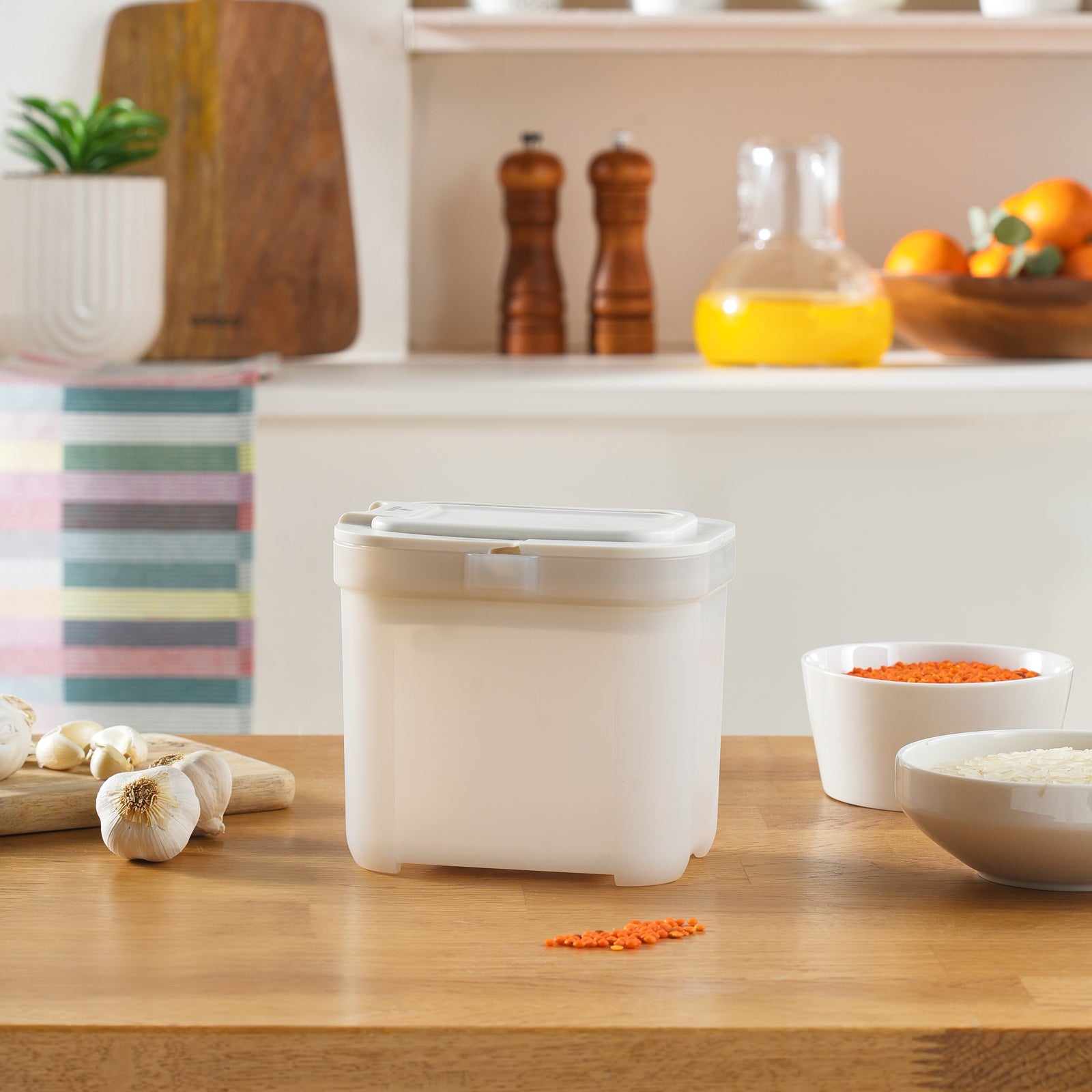 Large Spoon Storage Containers Karaca Spoonsafe Storage Container with Spoon, 1000ml, White