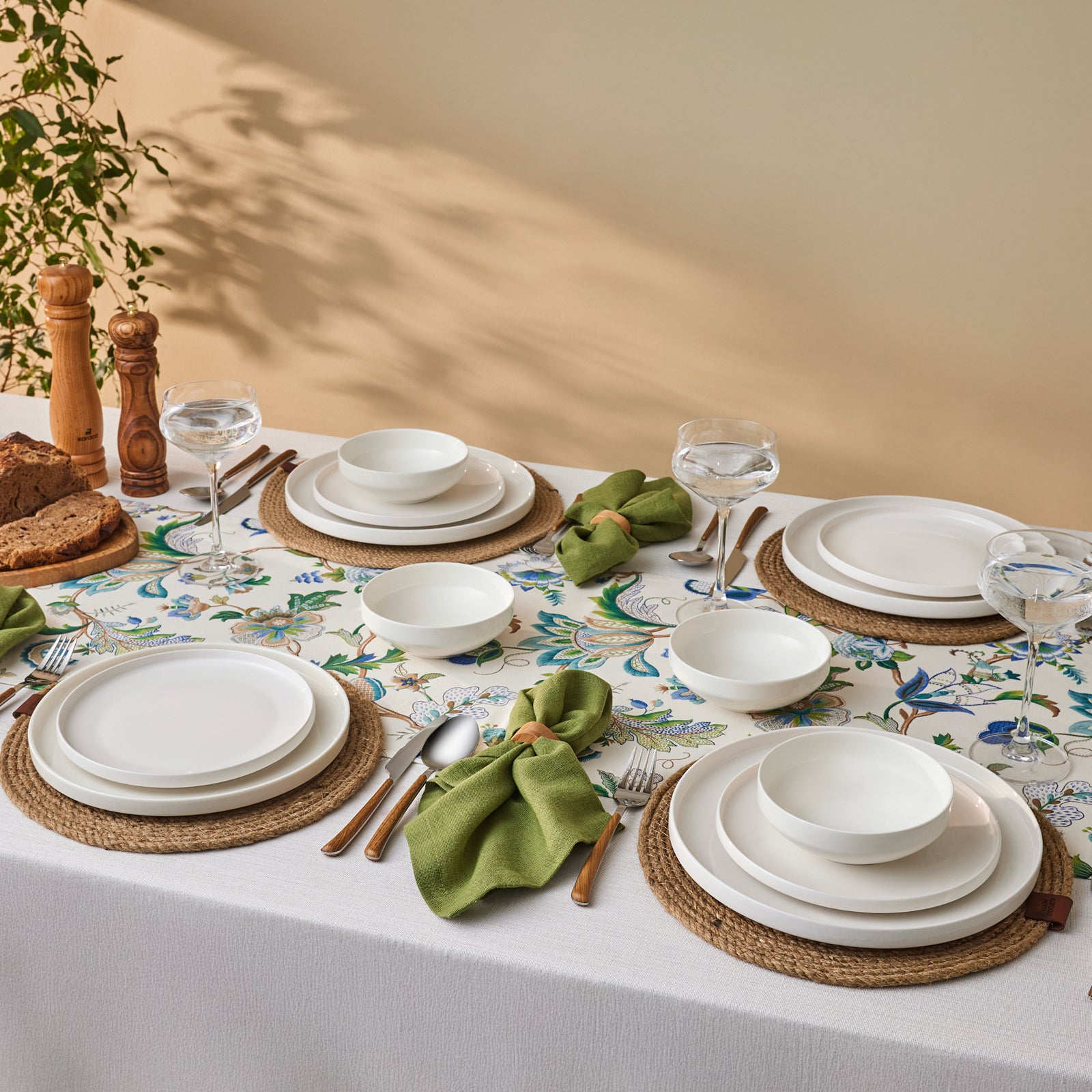 Karaca Stream Bone China Saturn 12-Piece Dinner Set for 4 People, Whit