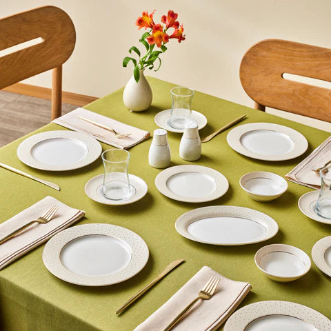 Karaca Elegance Bone China Alessa 60-Piece Dinner Set & Serveware Set for 8 People, Gold