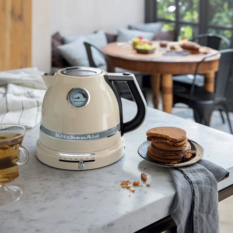 KitchenAid Artisan Variable Temperature Kettle, 1.5L, Almond Cream