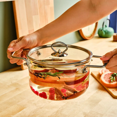 Karaca Amore Glass Stockpot with Lid, 18cm, Transparent