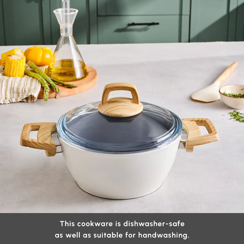 Karaca Swiss Crystal Stockpot with Lid, 20cm, Creamy