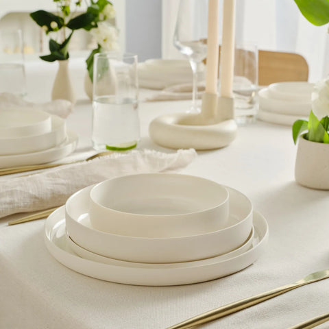 Karaca Finesse 24-Piece Porcelain Dinner Set for 6 People, White