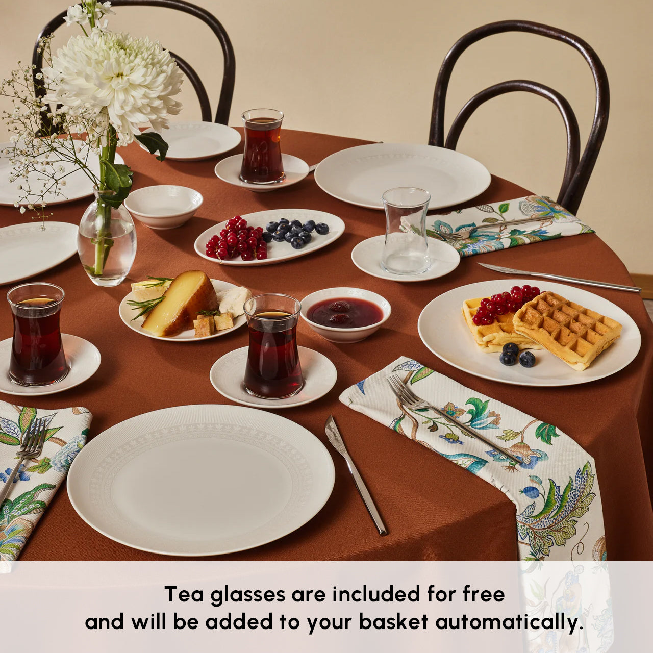 Karaca Bone China Artiste 26-Piece Serveware Set for 6 People, White